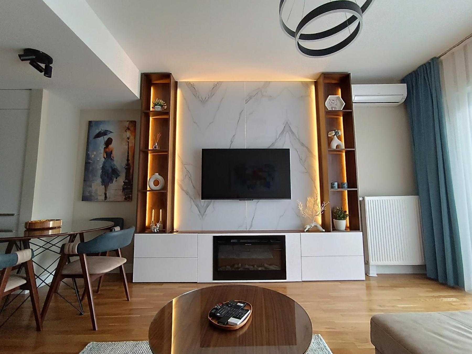 Anika Luxury Apartment At Diamond Center Skopje Luaran gambar
