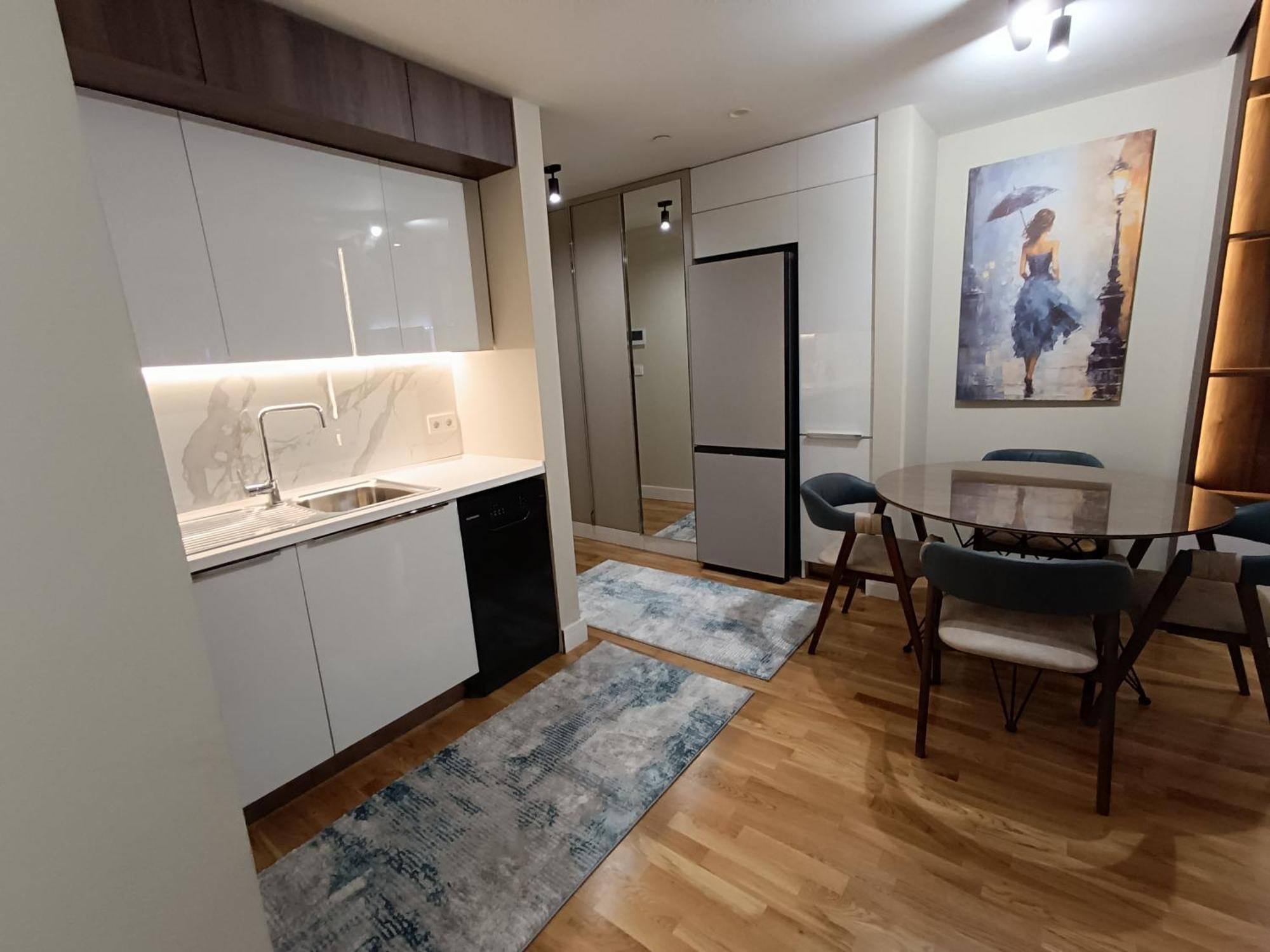 Anika Luxury Apartment At Diamond Center Skopje Luaran gambar