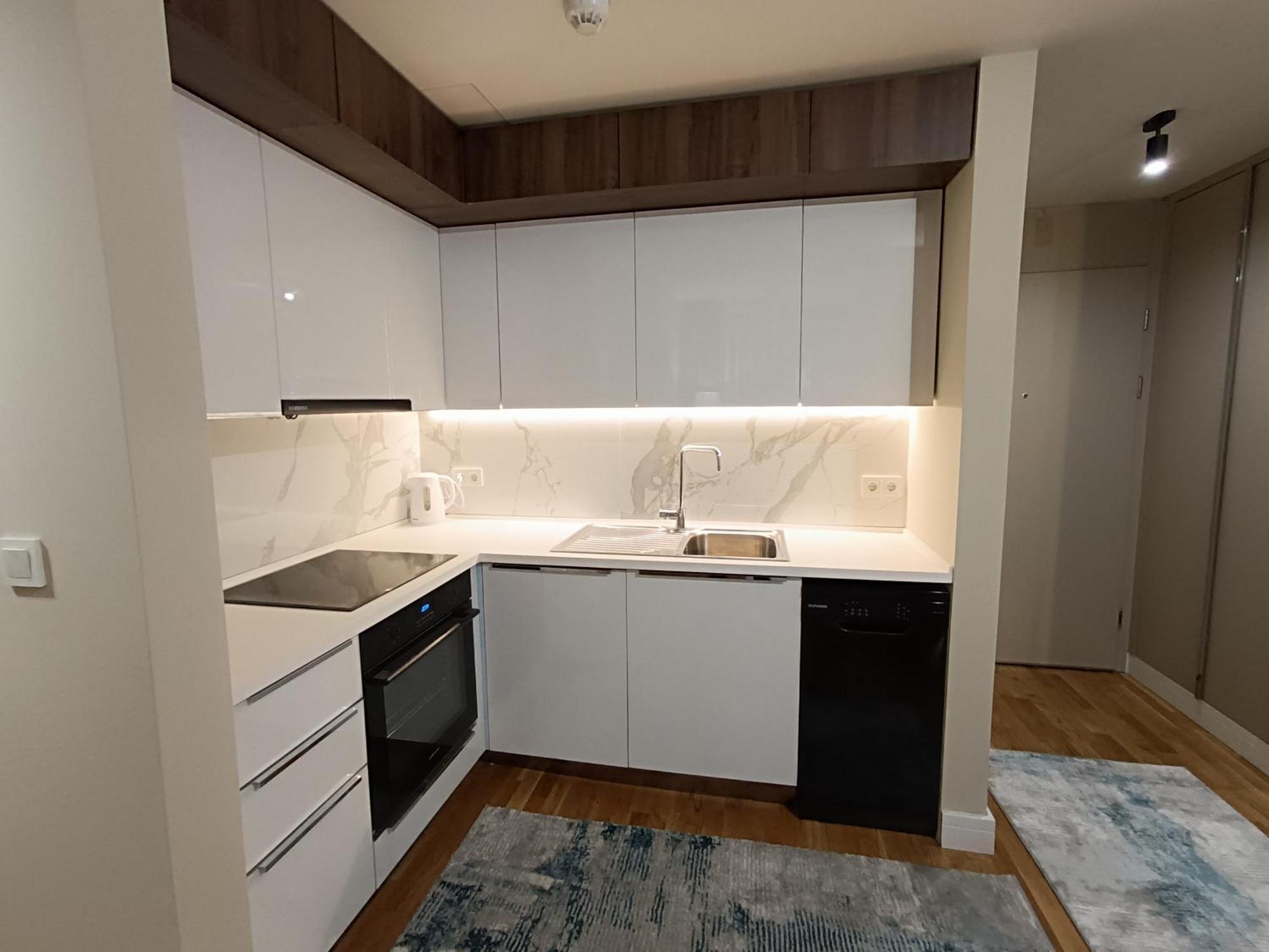 Anika Luxury Apartment At Diamond Center Skopje Luaran gambar