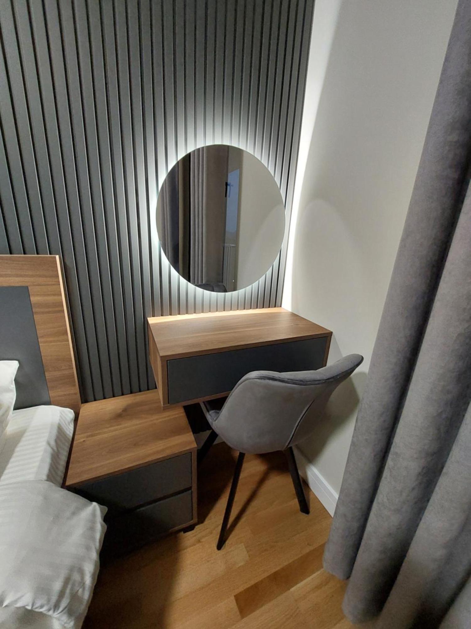 Anika Luxury Apartment At Diamond Center Skopje Luaran gambar