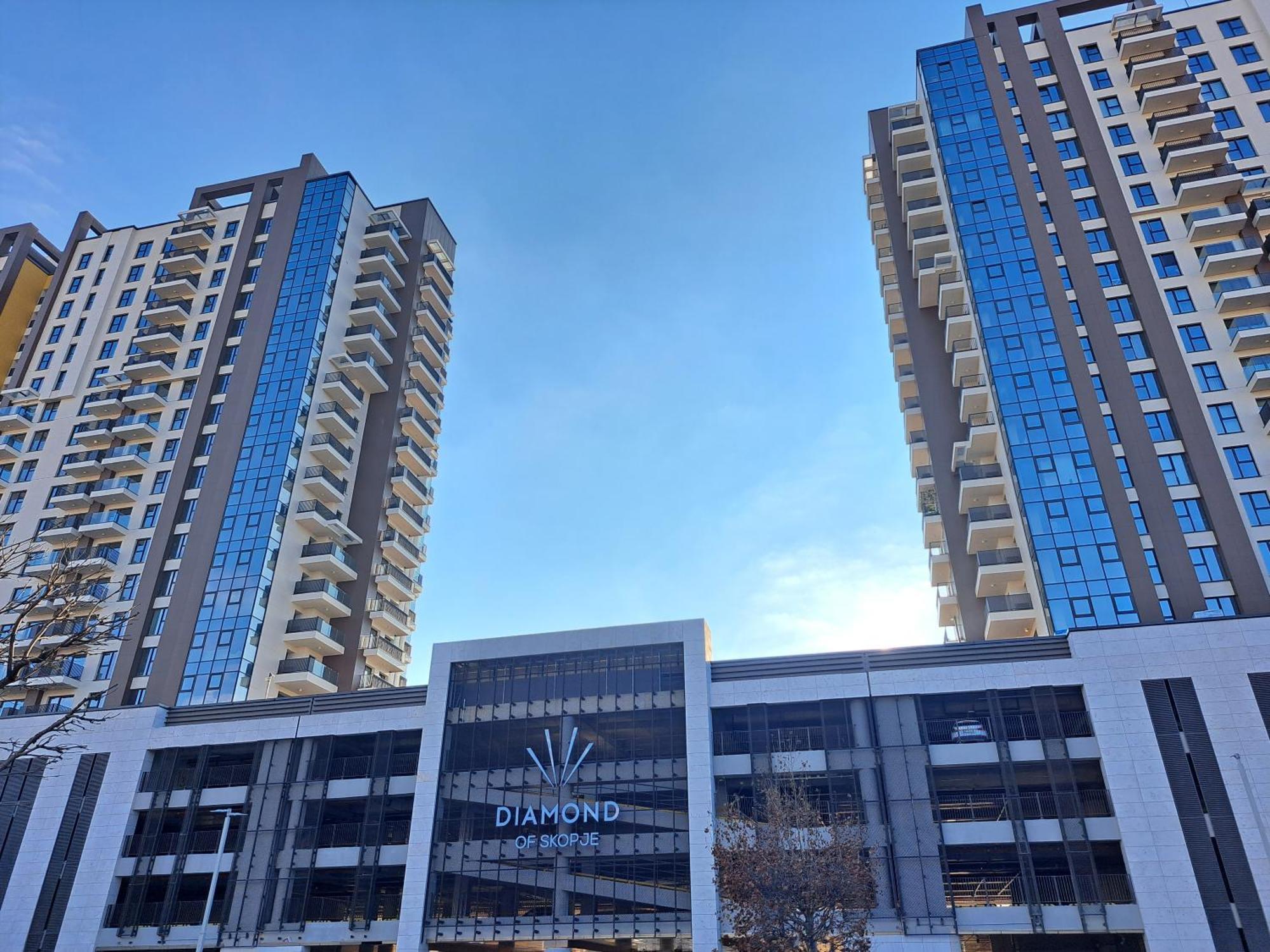 Anika Luxury Apartment At Diamond Center Skopje Luaran gambar