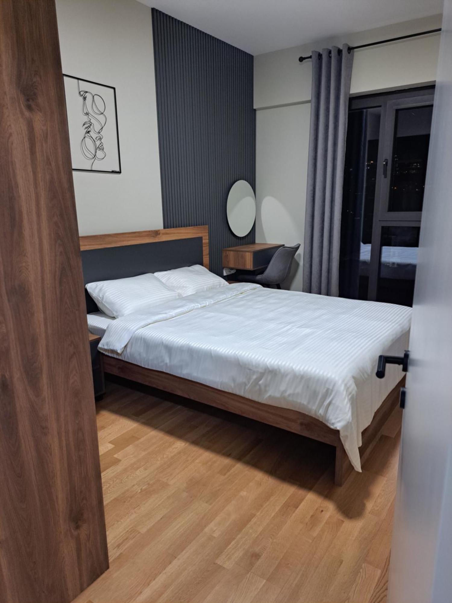 Anika Luxury Apartment At Diamond Center Skopje Luaran gambar