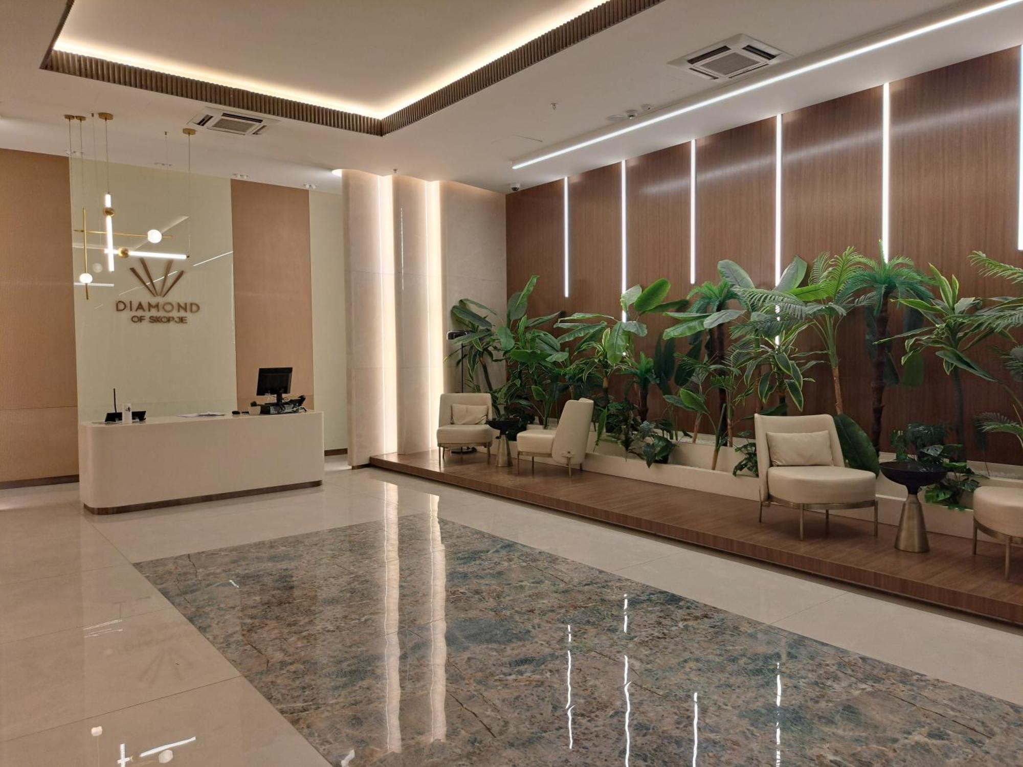 Anika Luxury Apartment At Diamond Center Skopje Luaran gambar