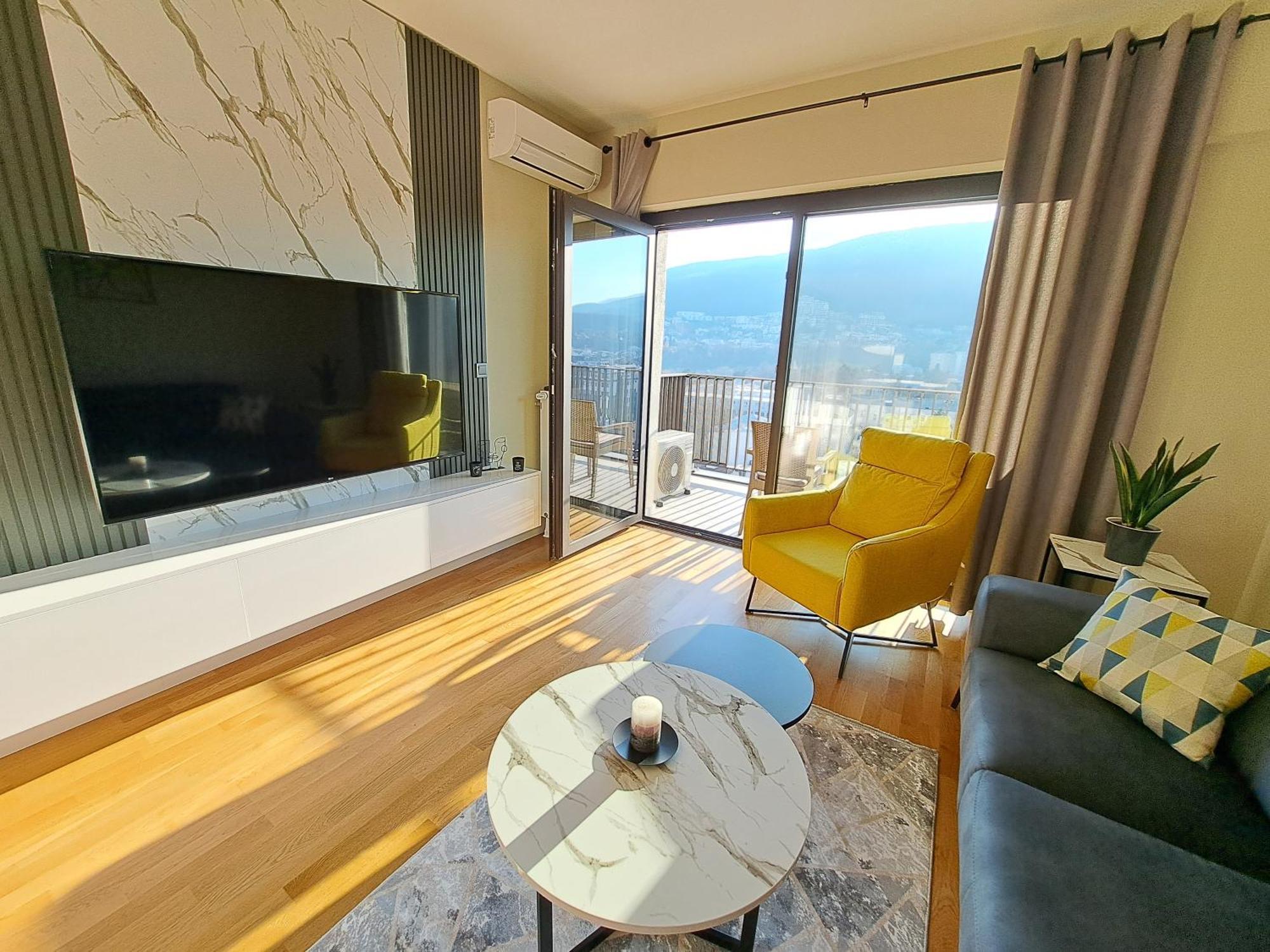 Anika Luxury Apartment At Diamond Center Skopje Luaran gambar